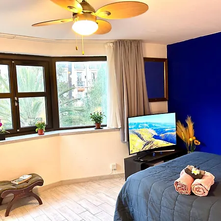 Superbestudio In - 450m Of The Sea- Garden View